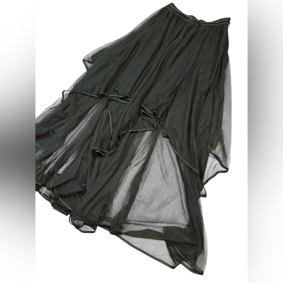 Free People Keep Me TuTu Tulle Layered Skirt in Black Size 6 - Picture 4 of 10